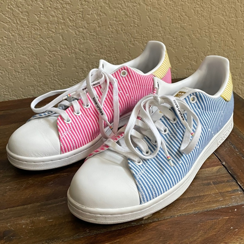 Adidas Stan Smith Love Unites Pride Sneakers Sz 10 Striped Colorblock